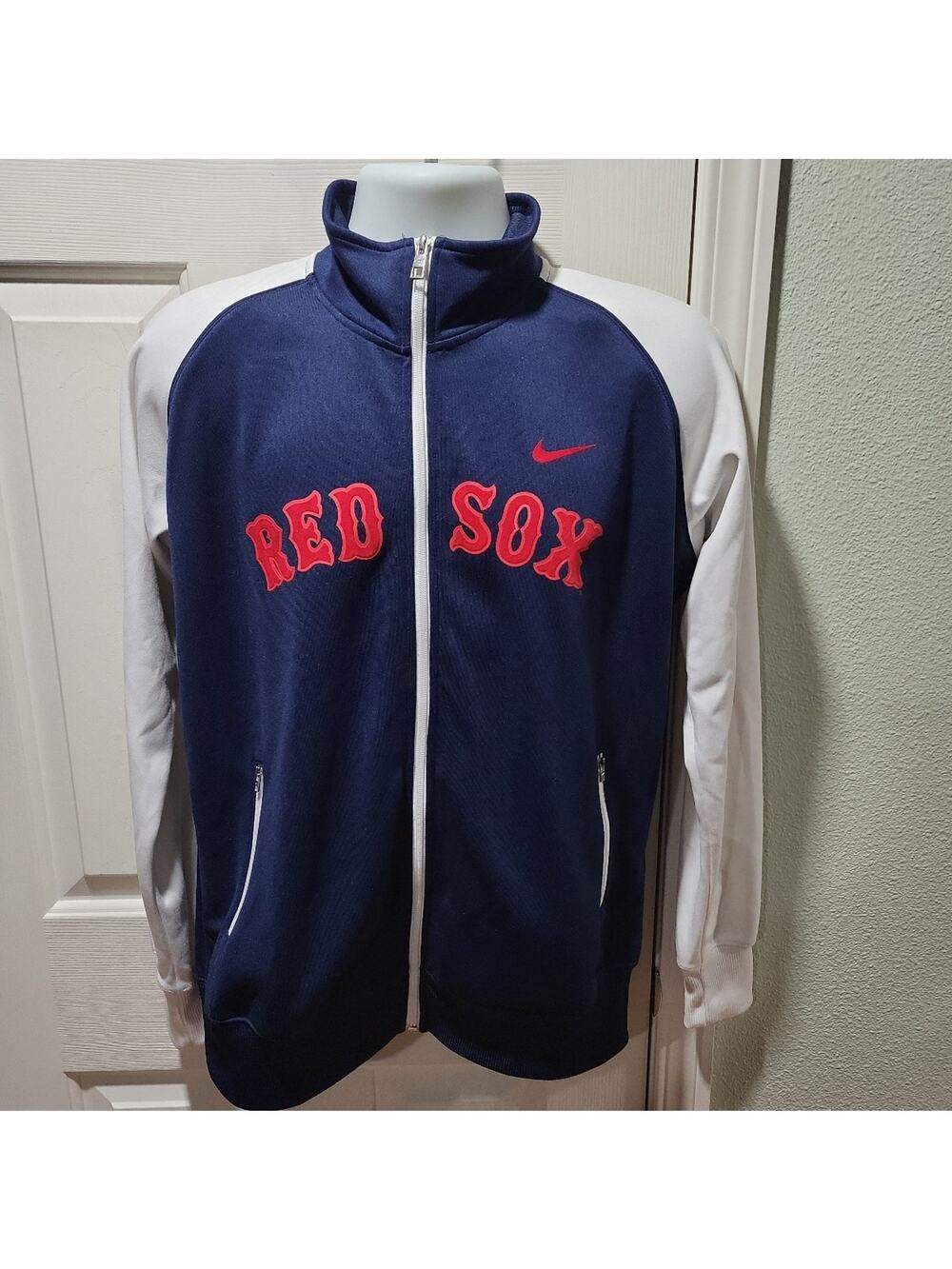 Women's Boston Red Sox Nike zip-up jacket